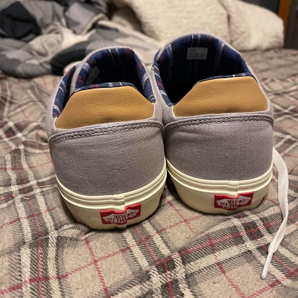 Vans Atwood Deluxe - Picture 2 of 5